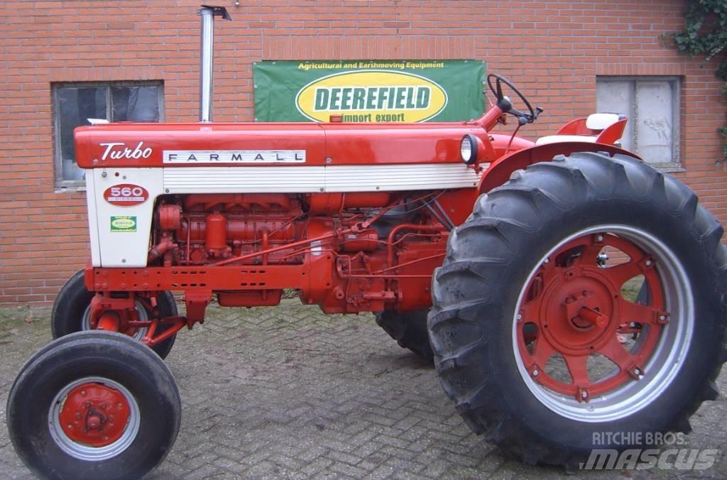 Farmall 560 Трактори