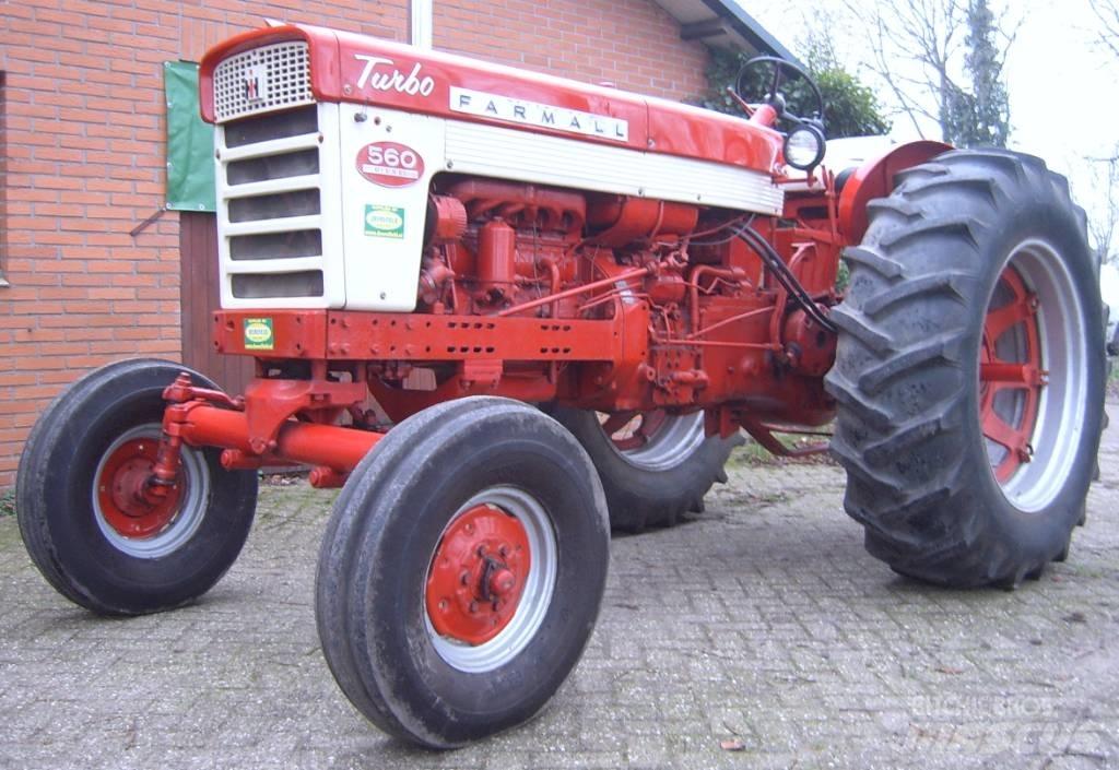 Farmall 560 Трактори