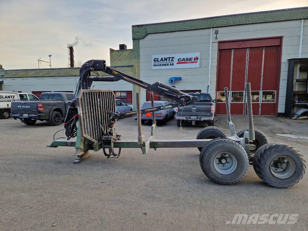 Farma 746 Лісові причепи