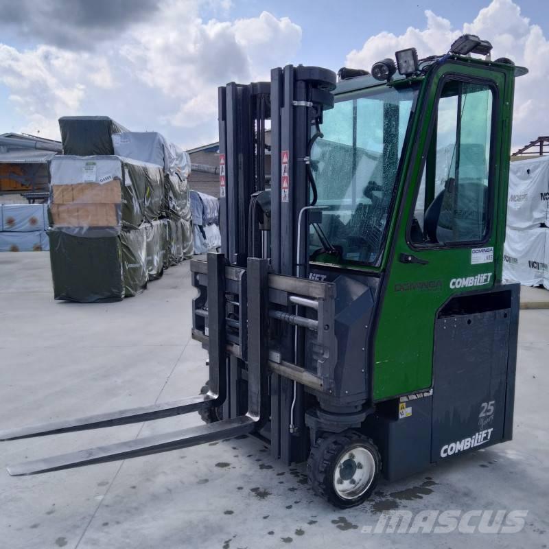 Combilift CBE 2500 Чотириходові річ-траки