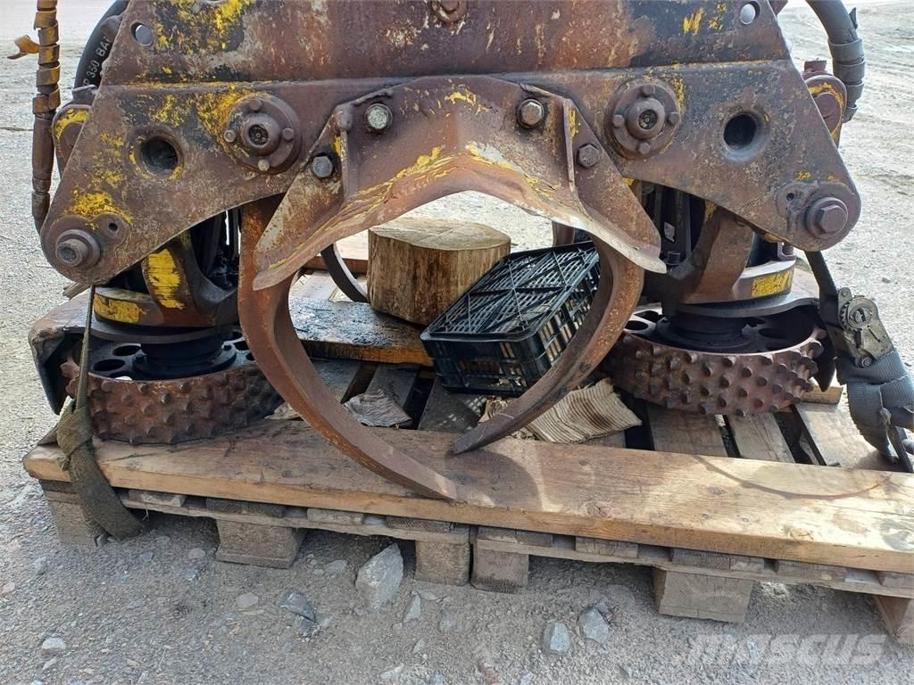 John Deere 480 Валочні головки