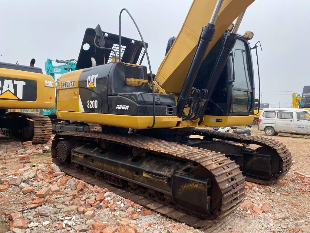 CAT 320 D L Гусеничні екскаватори