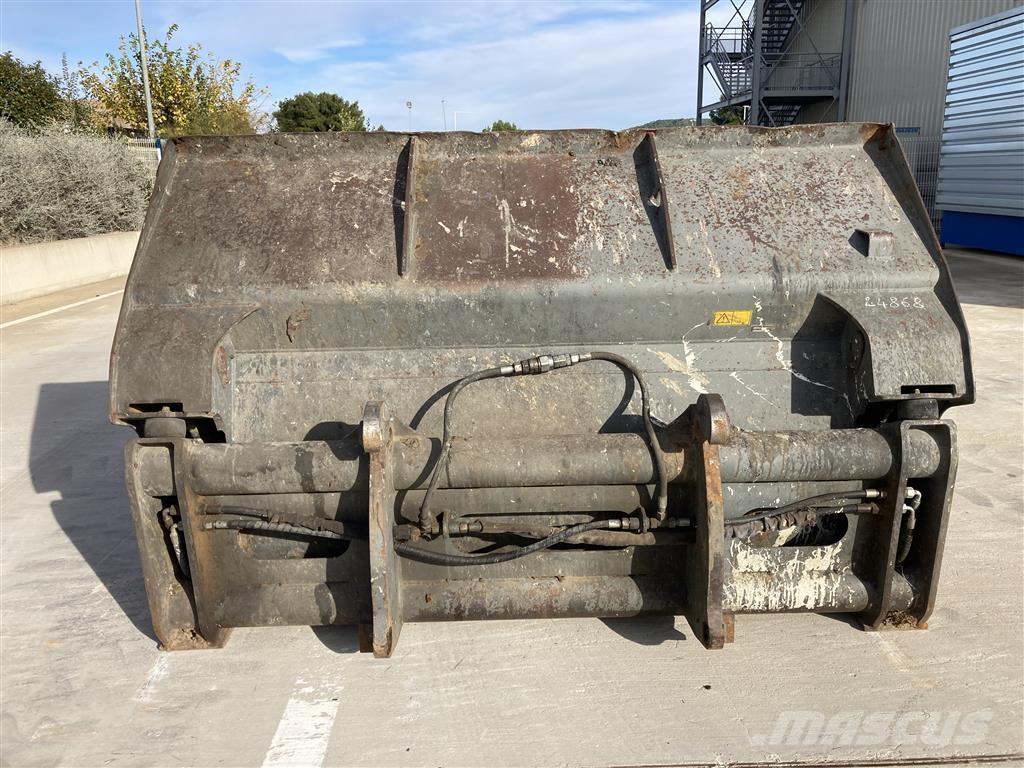 Liebherr L 538 Фронтальні навантажувачі