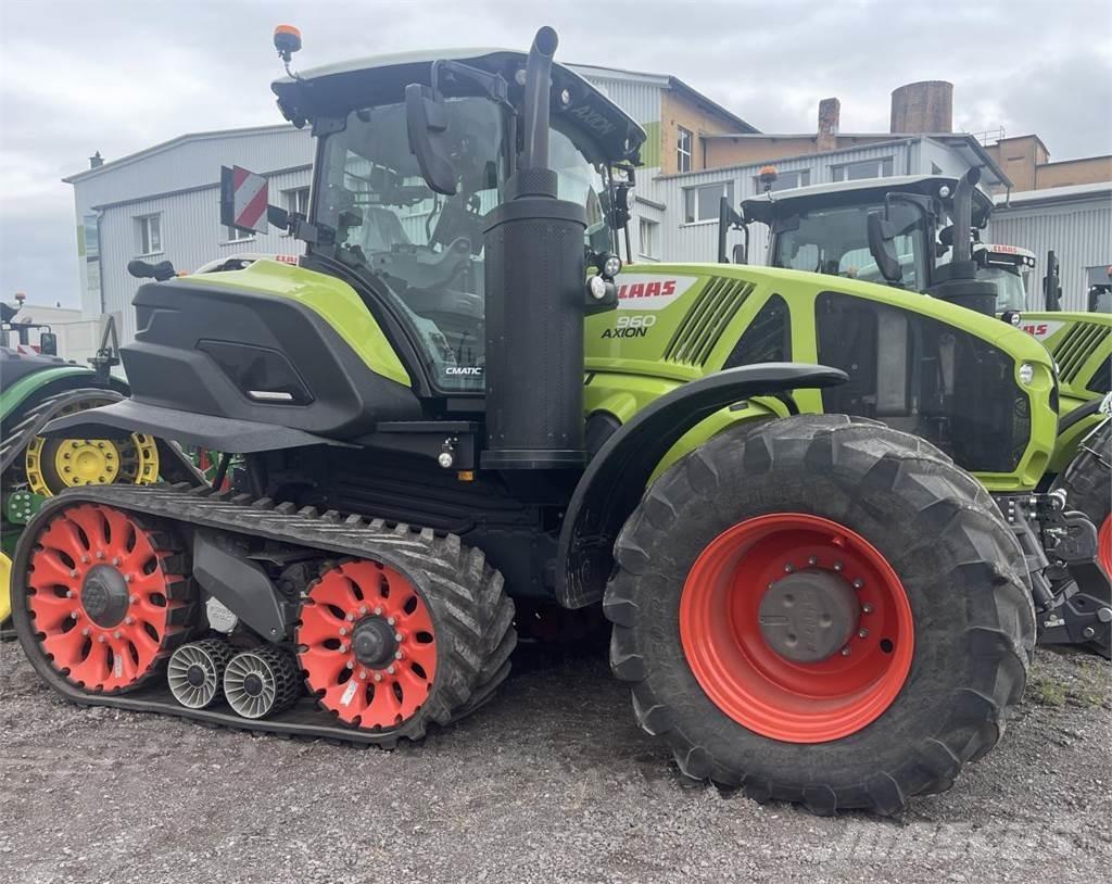 CLAAS AXION 960 TT Трактори