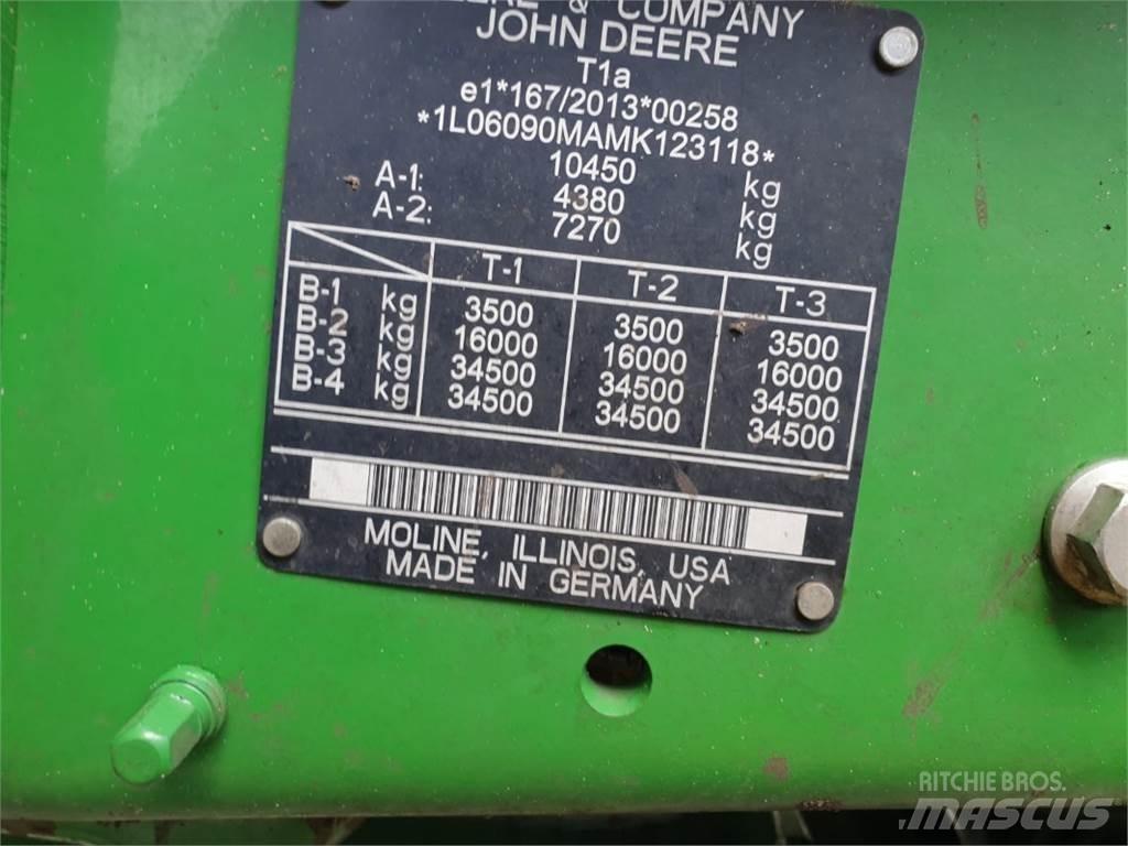 John Deere 6090M Трактори