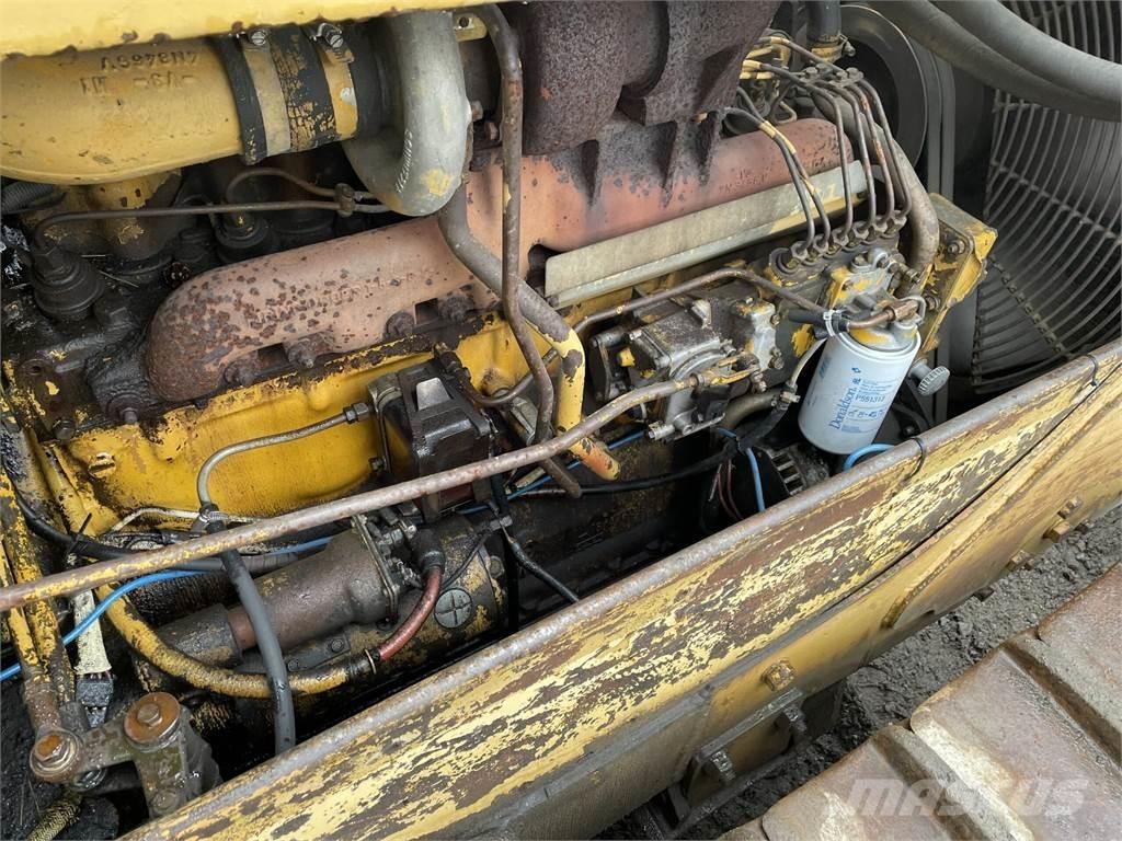 CAT D6D Гусеничні бульдозери