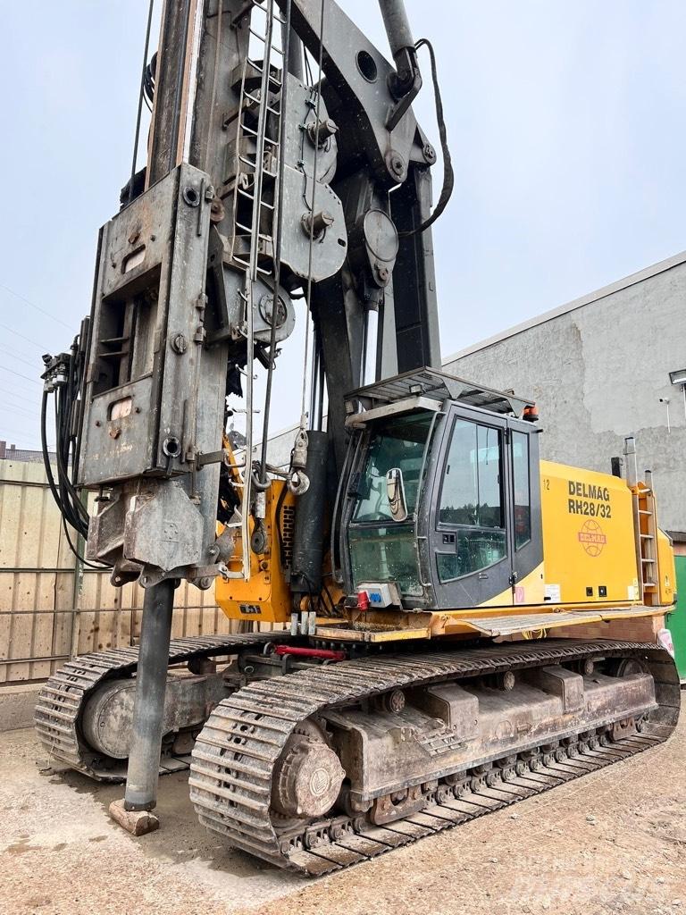 Delmag RH 28 / 32 Стаціонарні бурові установки