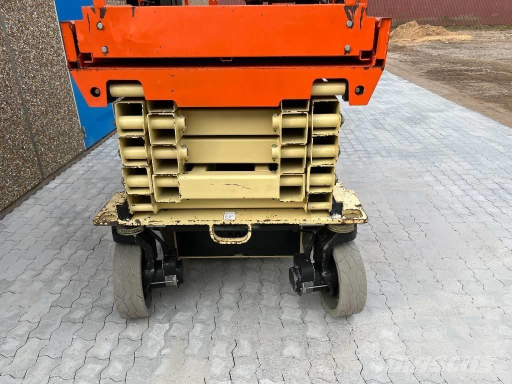 JLG 3246 ES Підйомники-ножиці