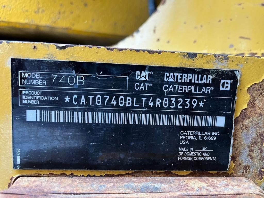 CAT 740B Зчленовані самоскиди