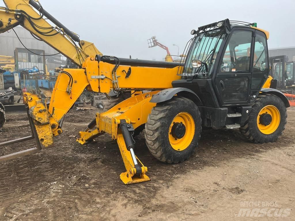 JCB 540-140 Телескопічні навантажувачі
