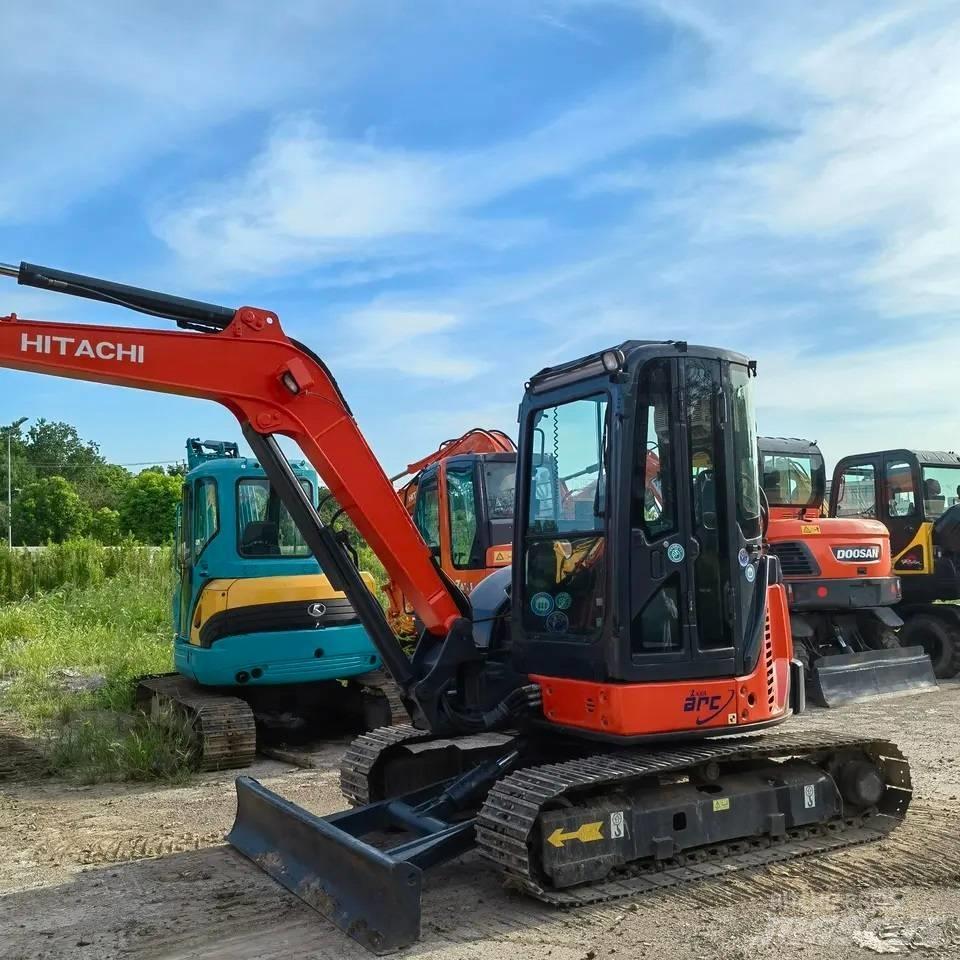 Hitachi ZX30 Міні-екскаватори < 7т