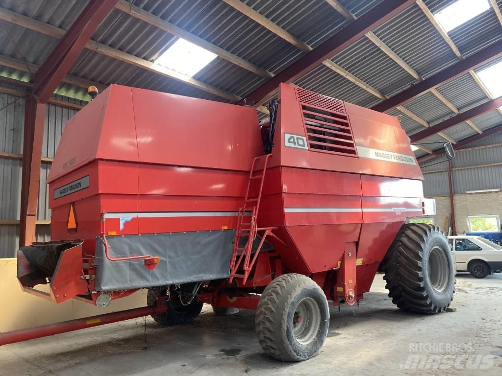 Massey Ferguson 40 Зернозбиральні комбайни