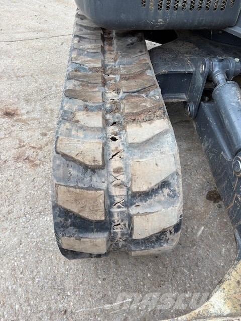 Doosan DX 85 R-3 Середні екскаватори 7т. - 12т.