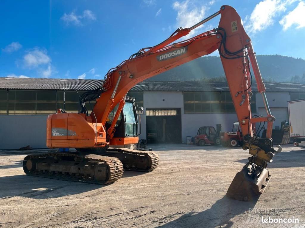 Doosan DX 235 LCR Гусеничні екскаватори