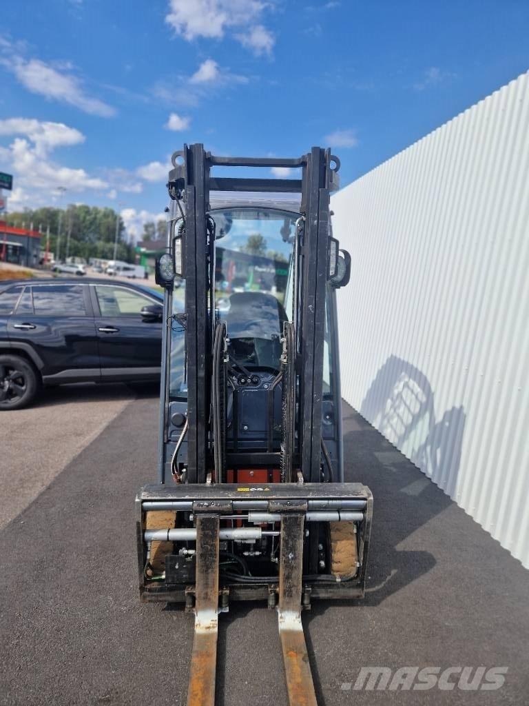 Toyota 8 FBE 16 T Електронавантажувачі