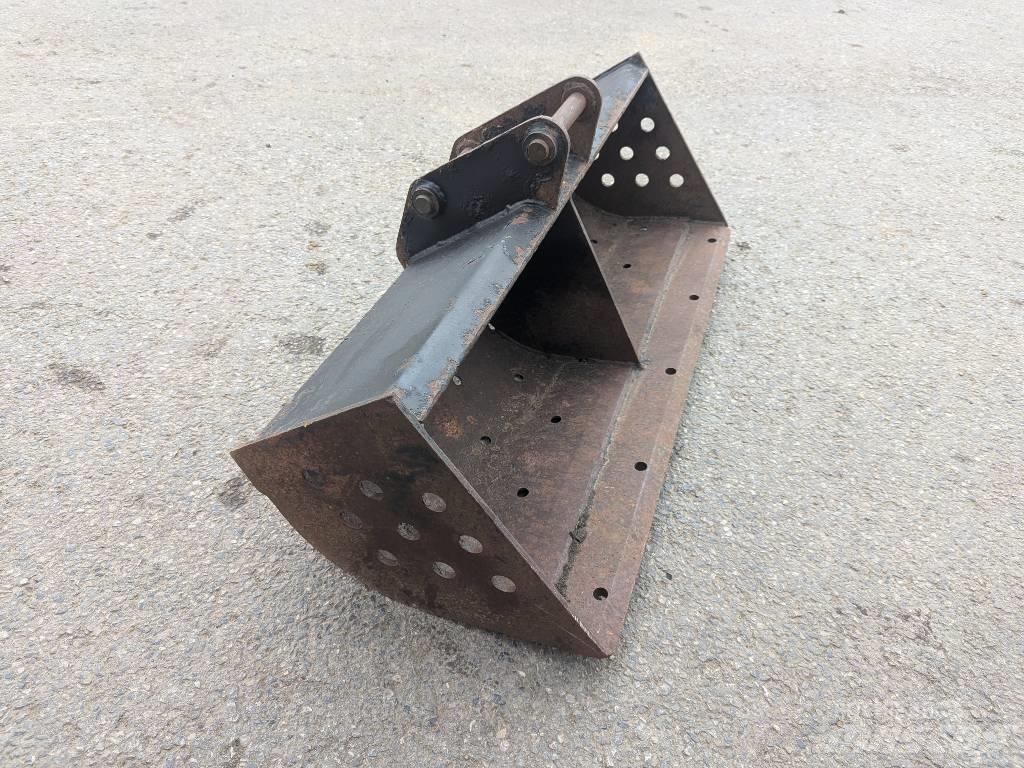 JCB GRADING BUCKET Просівні ковші