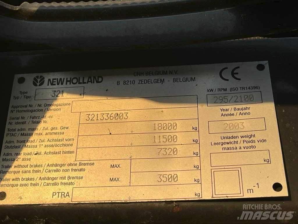 New Holland CX 880 Зернозбиральні комбайни
