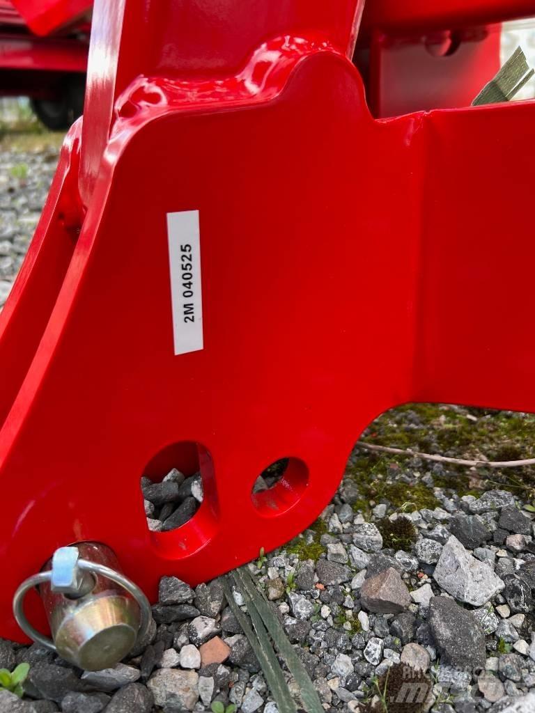 He-Va 6M STRAW RAKE Граблі і сінозворушувачі