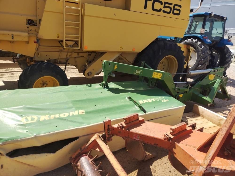 Krone Easy Cut R320 Косилки