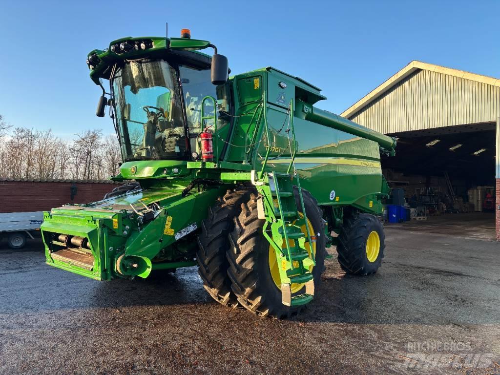 John Deere T670I 4WD Зернозбиральні комбайни