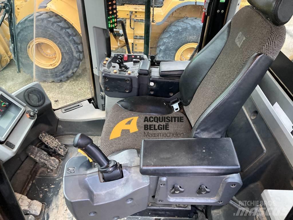 CAT 972 M Фронтальні навантажувачі