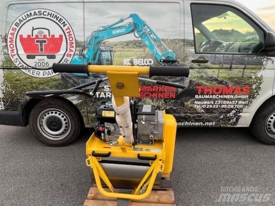 Bomag BW 55 E Віброплити та вібротрамбовки