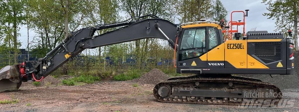 Volvo EC 250 EL Гусеничні екскаватори