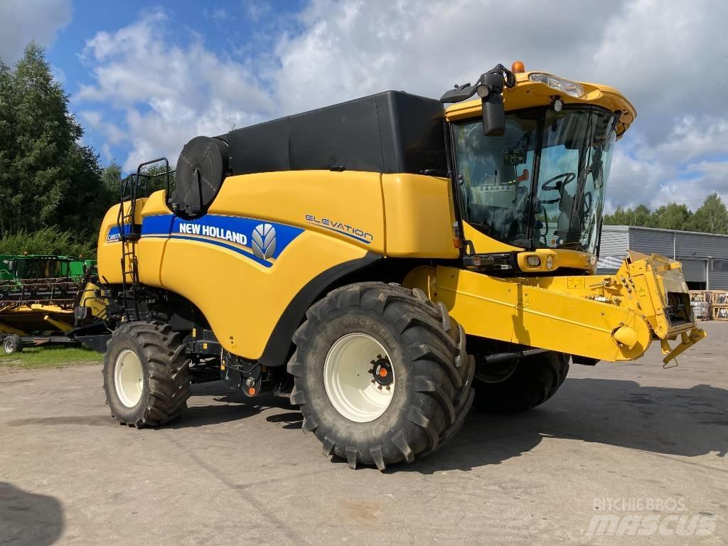 New Holland CX 8070 Зернозбиральні комбайни