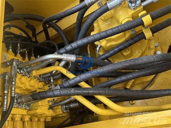 Komatsu PC200-8MO Гусеничні екскаватори