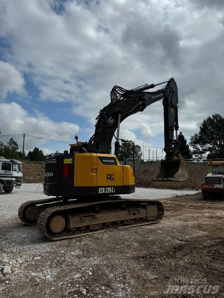 Volvo ECR 235 C L Гусеничні екскаватори