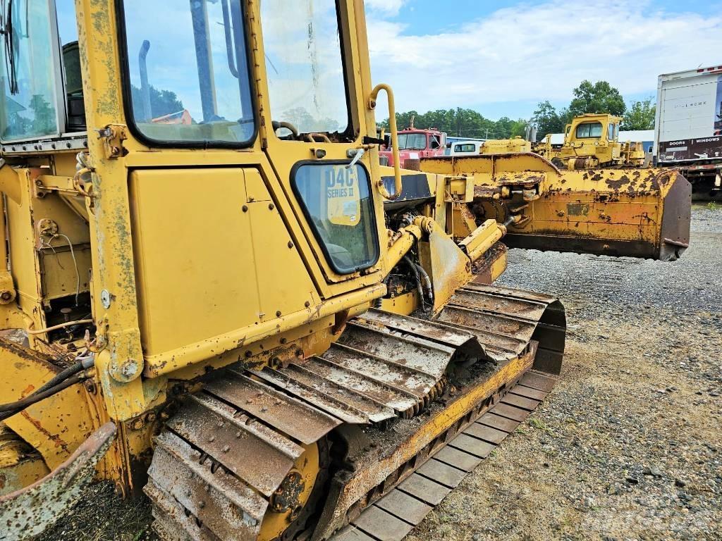 CAT D 4 C Гусеничні бульдозери