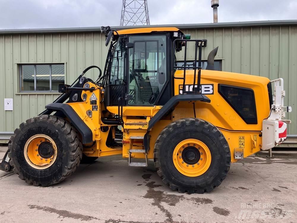 JCB 437 Фронтальні навантажувачі