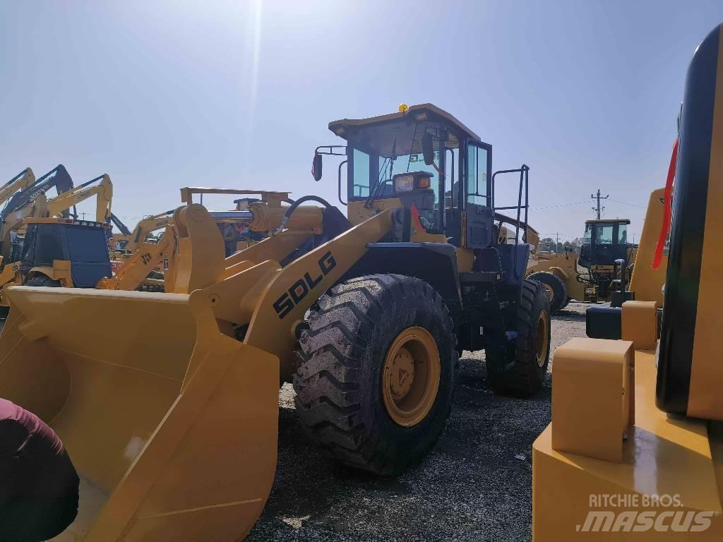 SDLG LG 956 L Фронтальні навантажувачі
