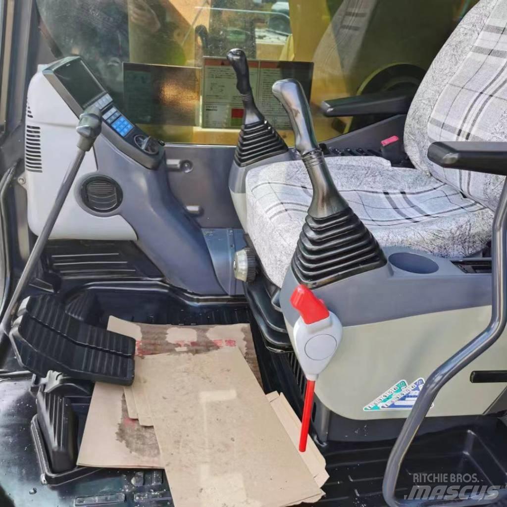 Komatsu 450LC-8 Гусеничні екскаватори