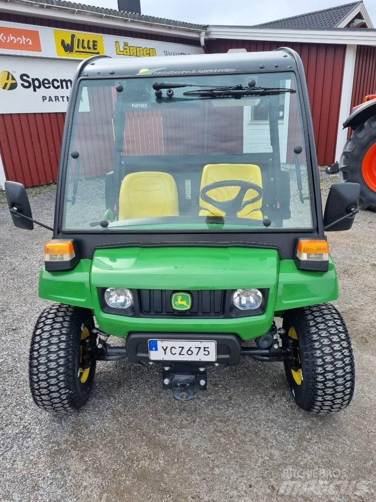 John Deere Gator TE Підсобні машини