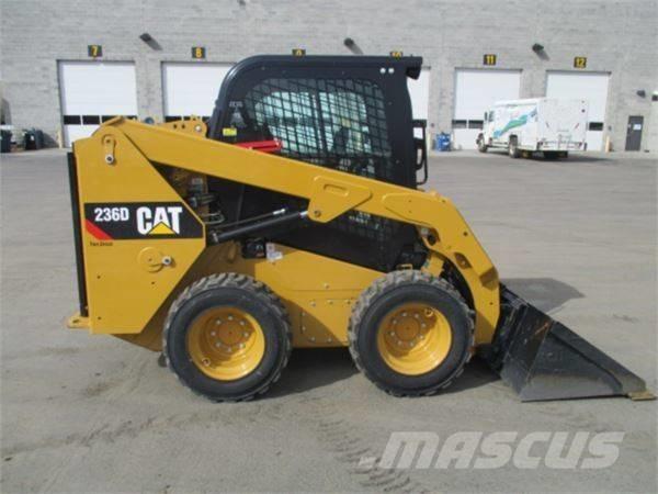 CAT 236 D Міні-навантажувачі
