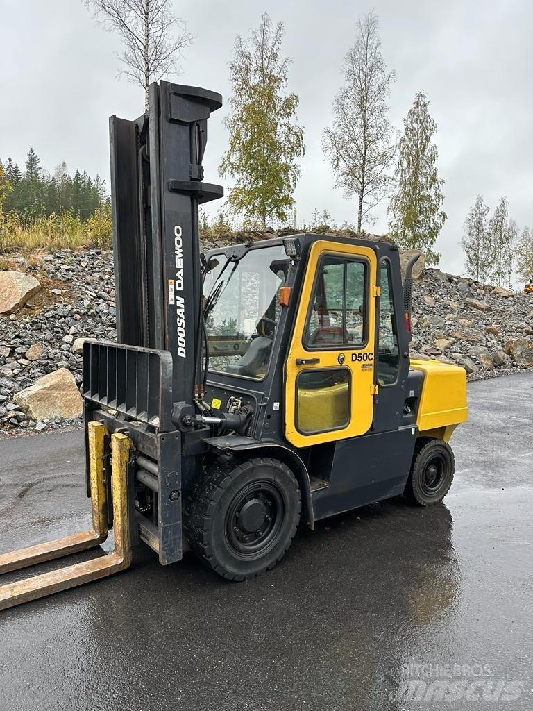 Doosan Daewoo D50-C2 Дизельні навантажувачі