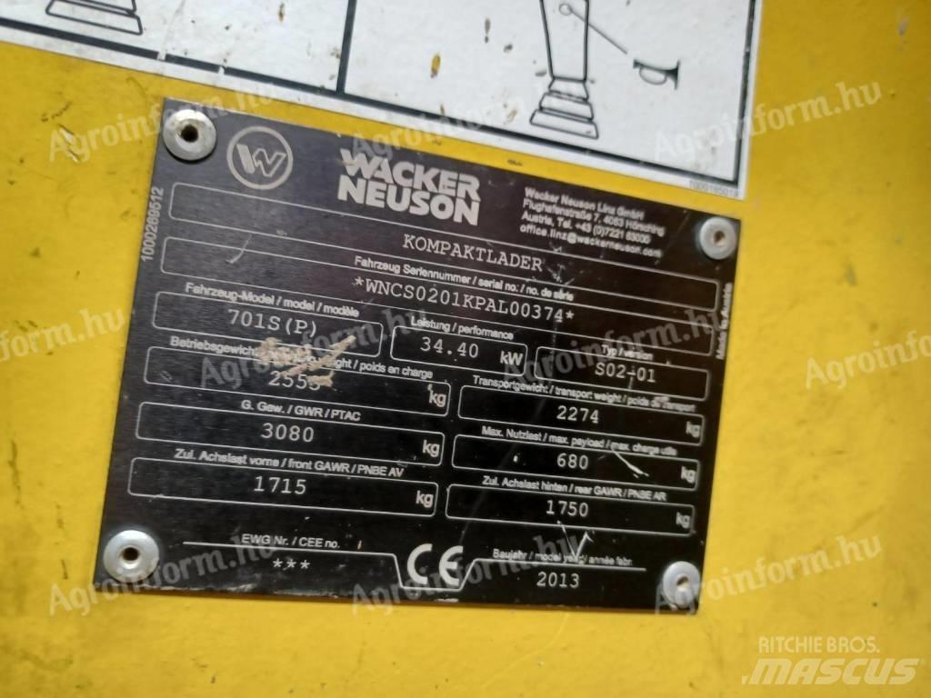 Wacker Neuson 701 S Малі навантажувачі