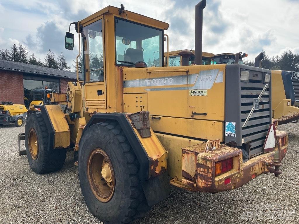 Volvo L70C Фронтальні навантажувачі