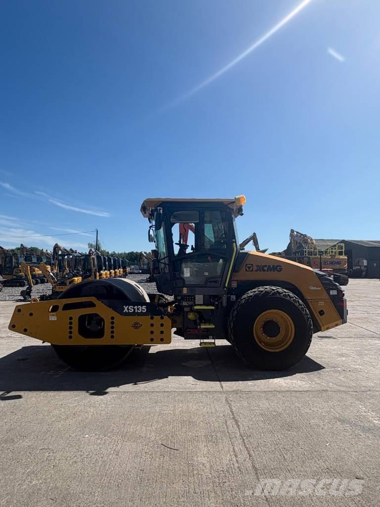 XCMG XS135 Грунтові котки