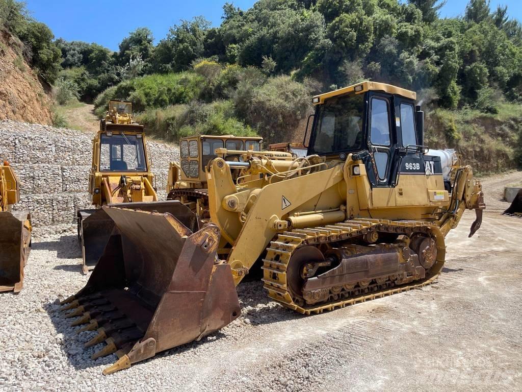 CAT 963B Гусеничні вантажники