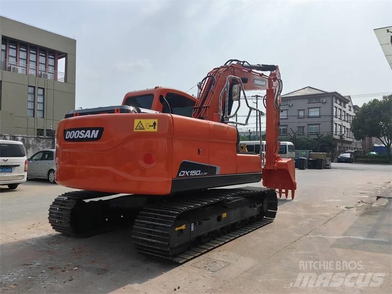 Doosan DX150 Гусеничні екскаватори