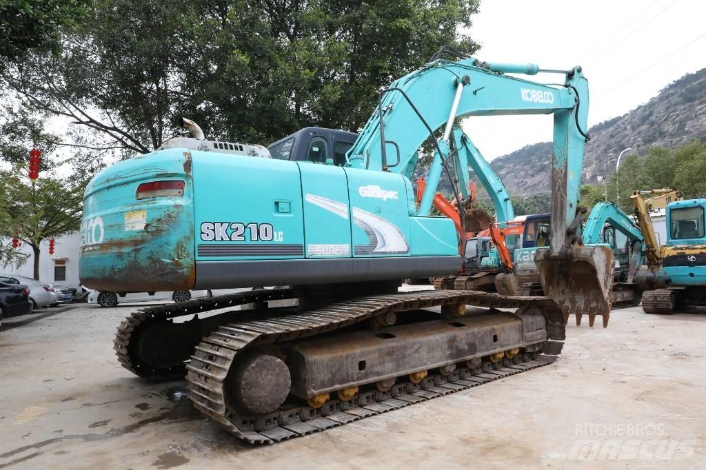 Kobelco SK 210-8 Гусеничні екскаватори