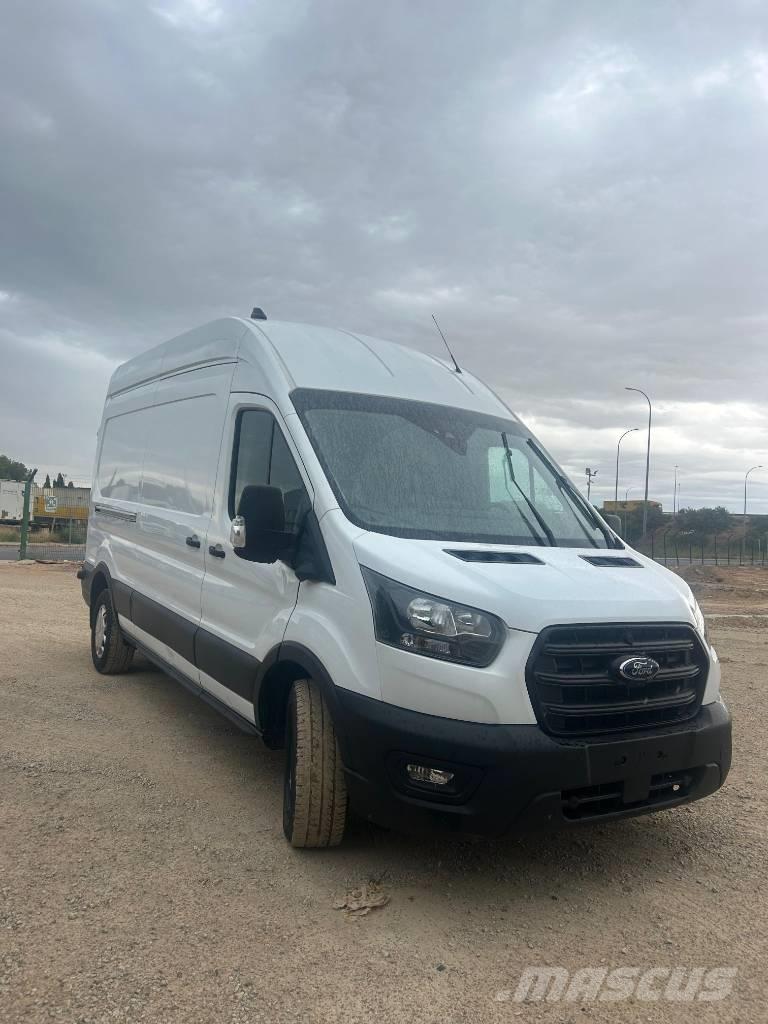 Ford Transit Панельні фургони
