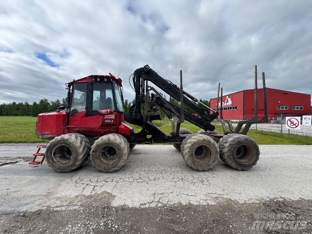 Komatsu 830.3 Форвардери