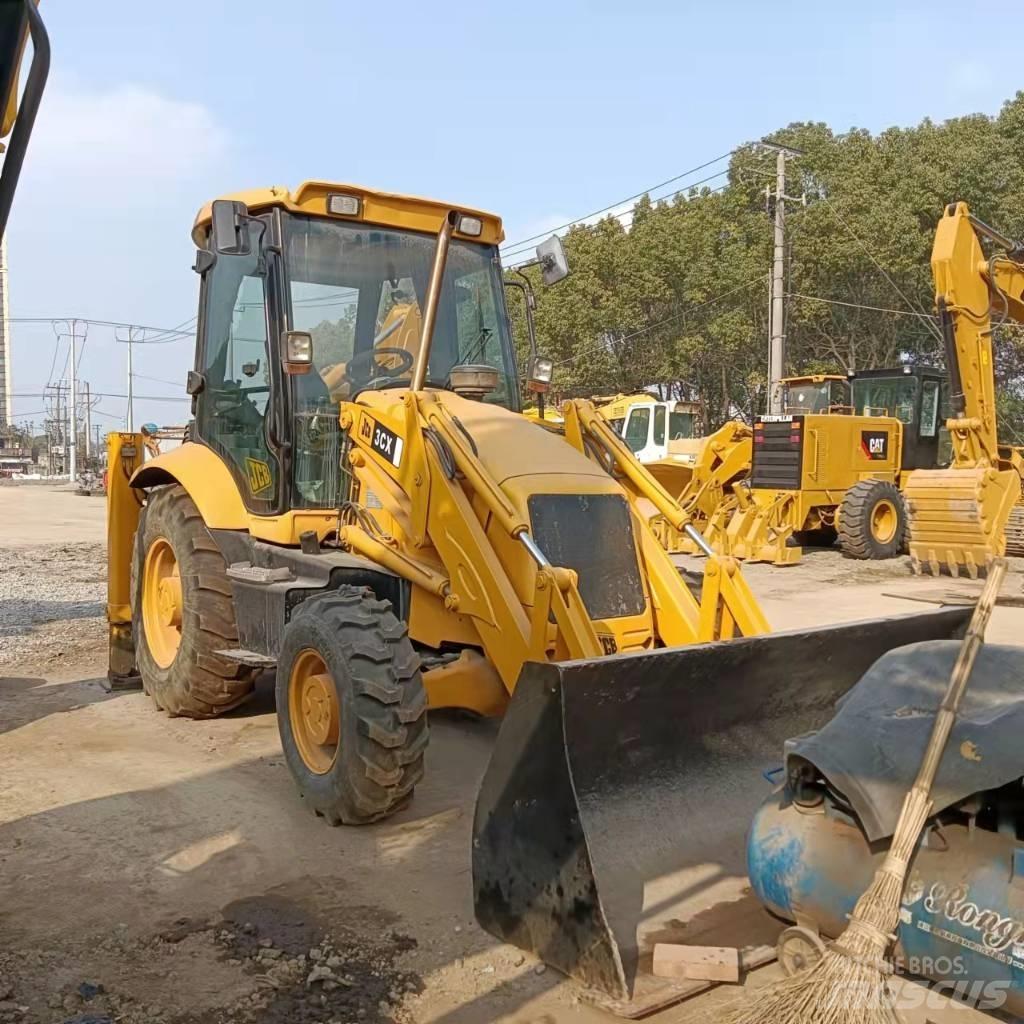 JCB 3CX Екскаватори-навантажувачі