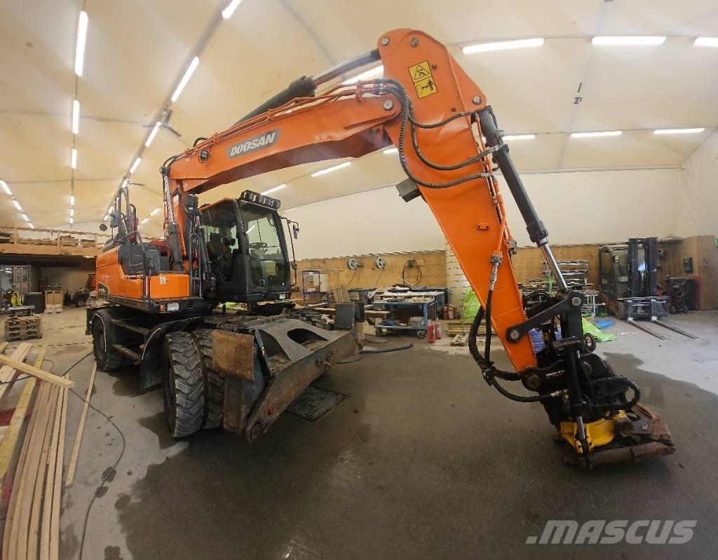 Doosan DX 170 W Колісні екскаватори