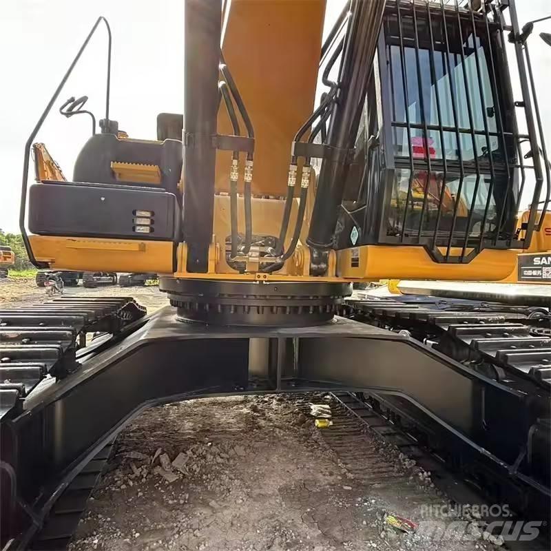 CAT 340 Гусеничні екскаватори