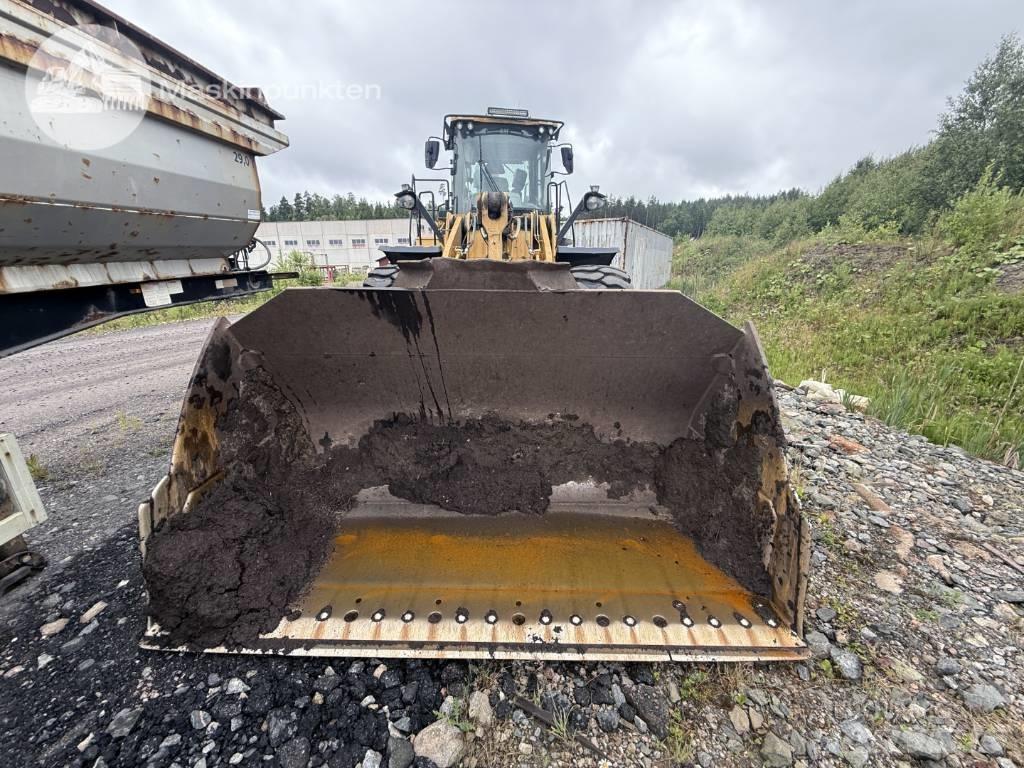 CAT 972 M Фронтальні навантажувачі