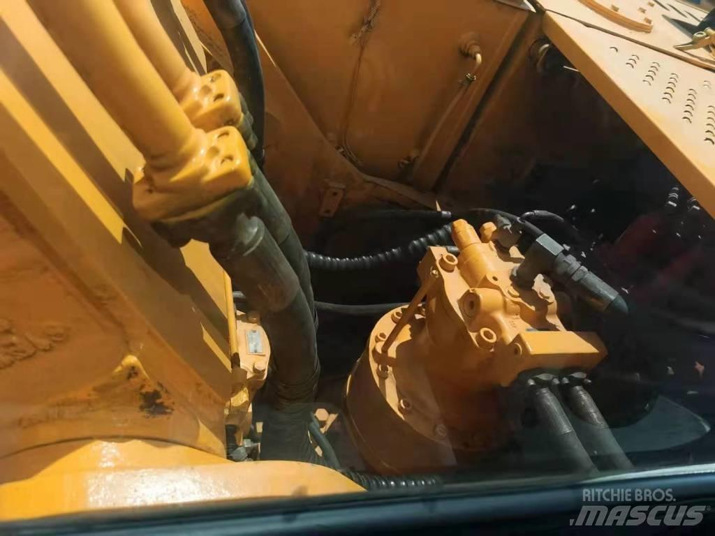 Hyundai 210-7 Колісні екскаватори